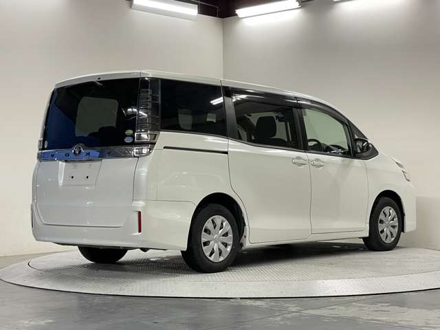 トヨタ ヴォクシー ２．０ Ｘ R1年 (甲信越・北陸) 99