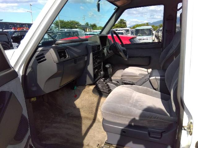 日産 サファリ ４ＷＤ H3年 (四国) 99