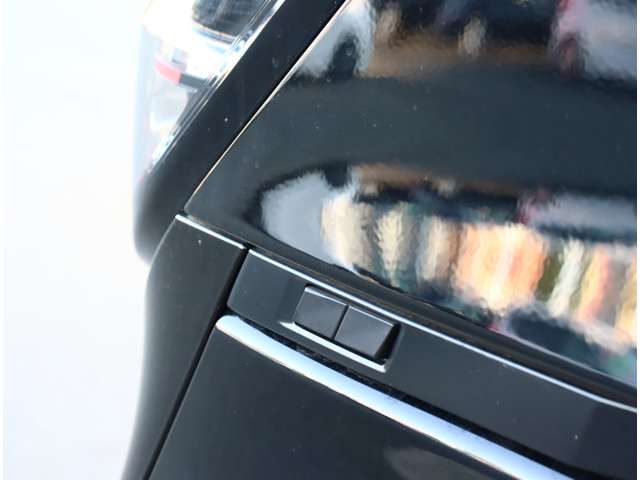 トヨタ ヴォクシー １．８ ハイブリッド Ｓ－Ｚ R5年 (関東) 99
