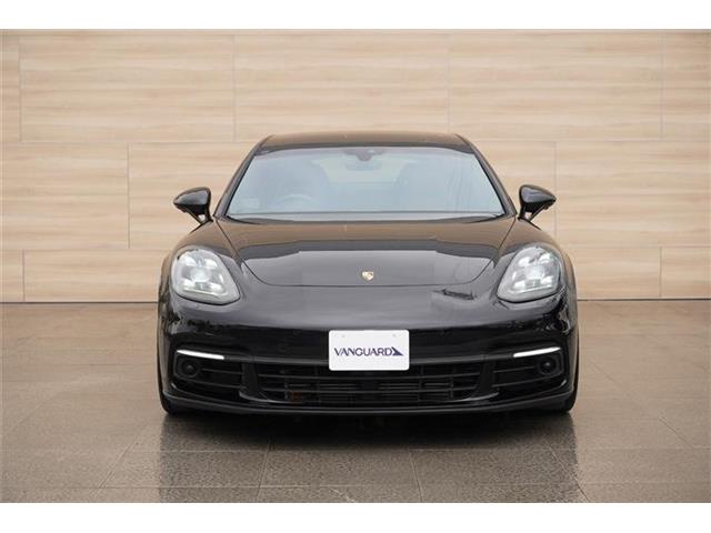 ポルシェ パナメーラ ３．０ ＰＤＫ R1年 (中国) 99