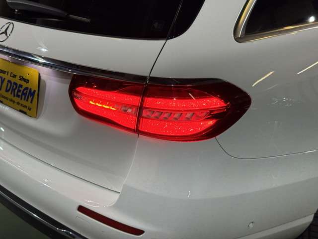 メルセデスベンツ Ｅクラスワゴン Ｅ２２０Ｄ アバンギャルド ディーゼルターボ R1年 (関東) 99