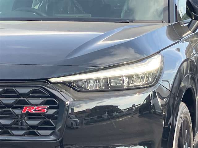 ホンダ ヴェゼル １．５ Ｅ：ＨＥＶ ＲＳ R8年 (東海) 99