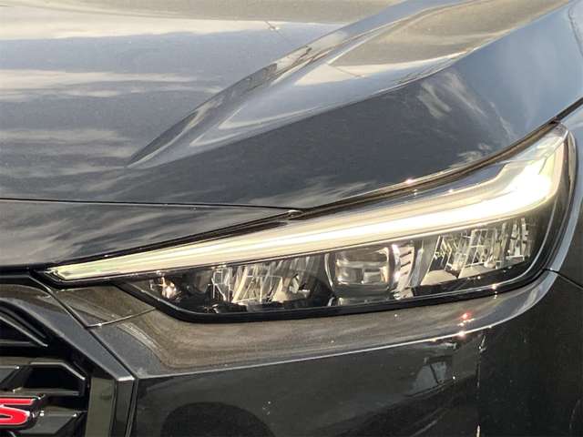 ホンダ ヴェゼル １．５ Ｅ：ＨＥＶ ＲＳ R8年 (東海) 99