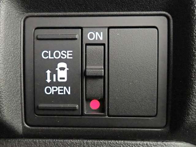 ホンダ Ｎ　ＢＯＸ カスタム ６６０ R6年 (近畿) 99