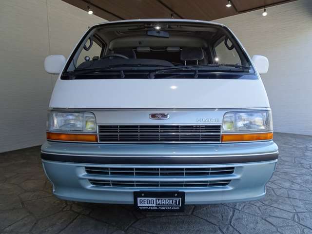 トヨタ ハイエースワゴン ２．４ スーパーカスタム トリプルムーンルーフ ディーゼルターボ H4年 (関東) 99