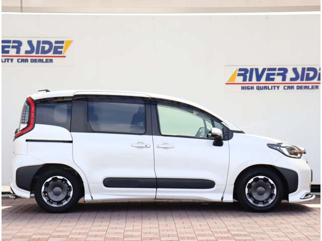 トヨタ シエンタ　ハイブリッド ハイブリッド １．５ Ｚ R5年 (関東) 99