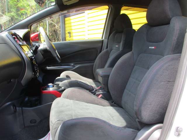 日産 ノート １．２ Ｅ－ＰＯＷＥＲ ＮＩＳＭＯ H29年 (関東) 99