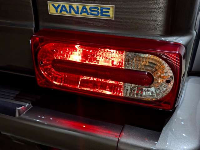 メルセデスベンツ Ｇクラス Ｇ３５０Ｄ ロング ディーゼルターボ ４ＷＤ H28年 (関東) 99