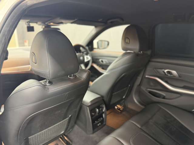 ＢＭＷ ３シリーズ ３２０Ｉ Ｍスポーツ R2年 (関東) 99