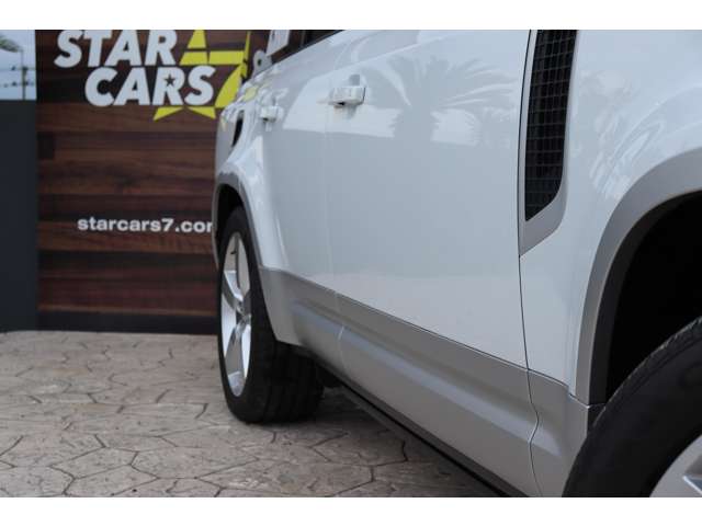 ランドローバー ディフェンダー １３０ ＳＥ ３．０Ｌ Ｄ３００ ディーゼルターボ ４ＷＤ R5年 (東北) 99