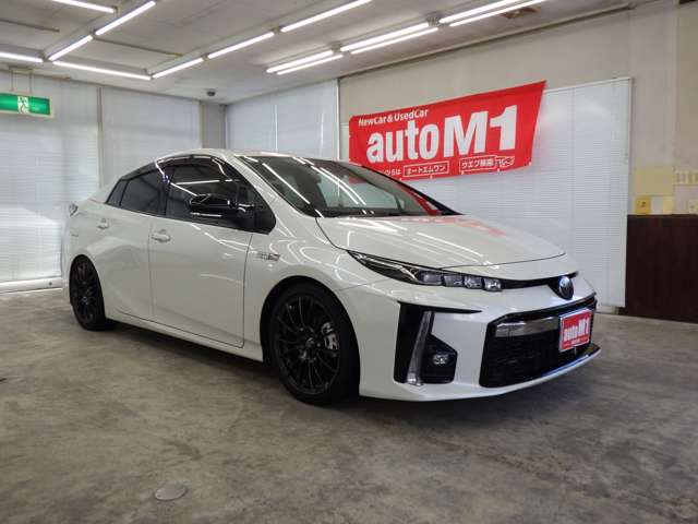 トヨタ プリウスＰＨＶ １．８ Ｓ ナビパッケージ ＧＲ スポーツ H29年 (東北) 99