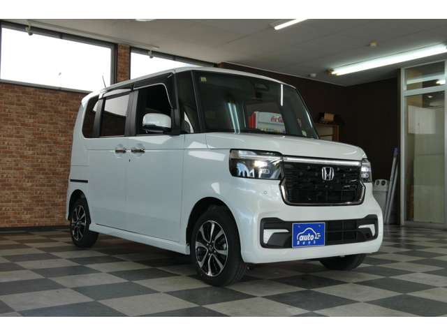 ホンダ Ｎ　ＢＯＸ カスタム ６６０ コーディネートスタイル モノトーン ４ＷＤ R5年 (東北) 99