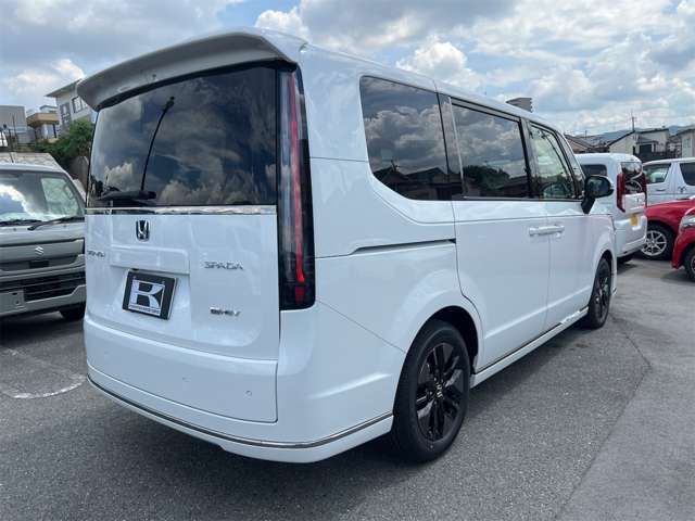 ホンダ ステップワゴン　ハイブリッド ２．０ Ｅ：ＨＥＶ スパーダ R8年 (近畿) 99