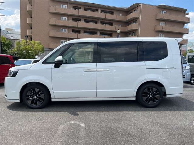 ホンダ ステップワゴン　ハイブリッド ２．０ Ｅ：ＨＥＶ スパーダ R8年 (近畿) 99