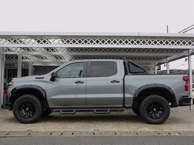 シボレー シルバラード ＬＴ ＴＲＡＩＬ ＢＯＳＳ R2年 (東海) 99