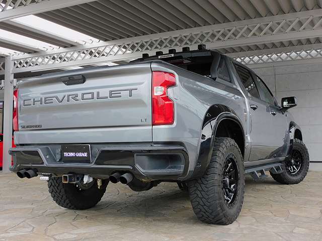 シボレー シルバラード ＬＴ ＴＲＡＩＬ ＢＯＳＳ R2年 (東海) 99