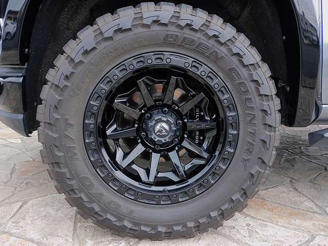 シボレー シルバラード ＬＴ ＴＲＡＩＬ ＢＯＳＳ R2年 (東海) 99