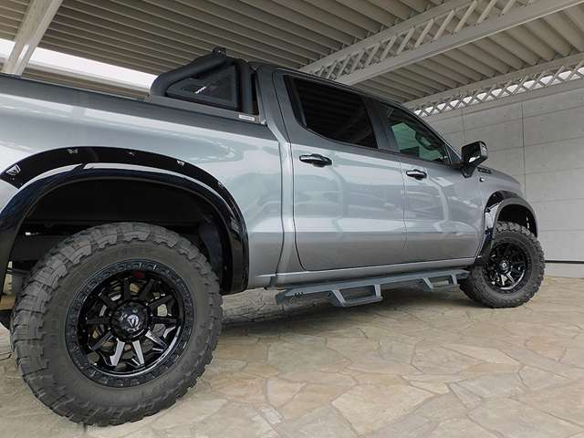 シボレー シルバラード ＬＴ ＴＲＡＩＬ ＢＯＳＳ R2年 (東海) 99