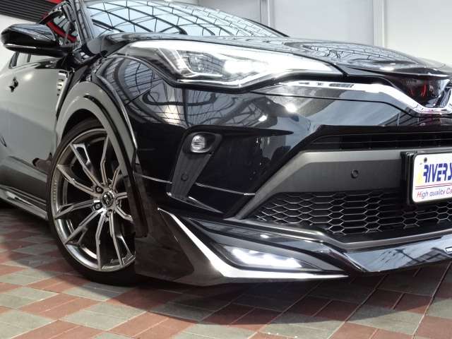 トヨタ Ｃ−ＨＲ １．２ Ｇ－Ｔ R2年 (関東) 99