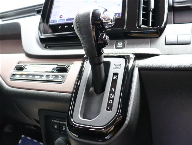 スズキ ソリオ １．２ バンディット ハイブリッド ＭＶ ４ＷＤ R3年 (関東) 99
