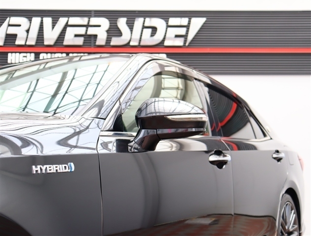 トヨタ クラウン　ハイブリッド ハイブリッド ２．５ Ｓ Ｊフロンティア H30年 (関東) 99