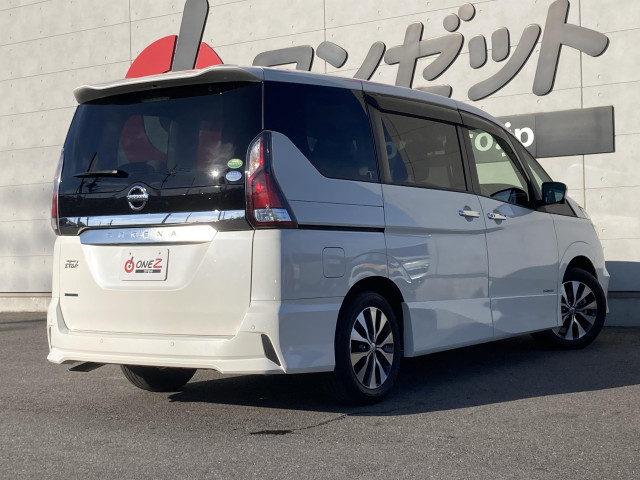 日産 セレナ ２．０ ハイウェイスター ＶセレクションＩＩ R1年 (四国) 99