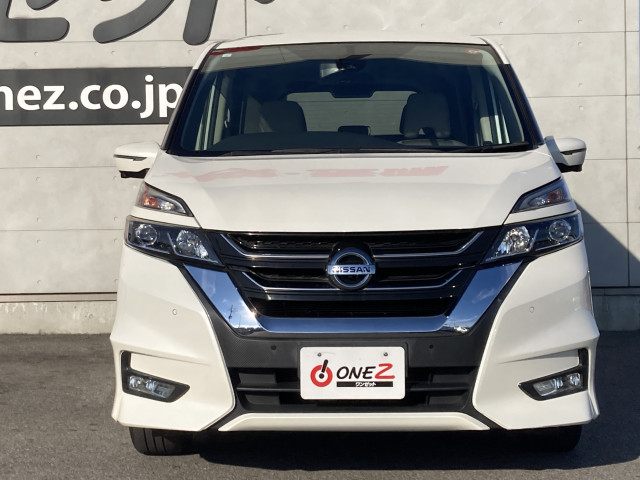日産 セレナ ２．０ ハイウェイスター ＶセレクションＩＩ R1年 (四国) 99
