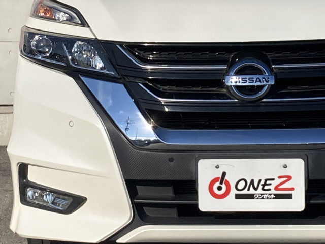 日産 セレナ ２．０ ハイウェイスター ＶセレクションＩＩ R1年 (四国) 99