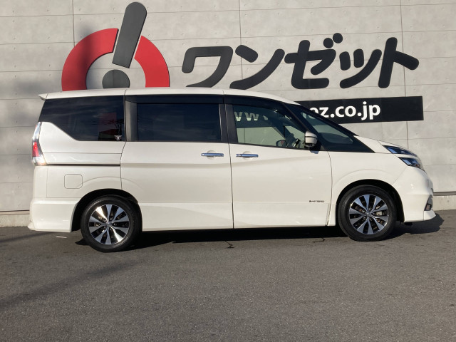 日産 セレナ ２．０ ハイウェイスター ＶセレクションＩＩ R1年 (四国) 99