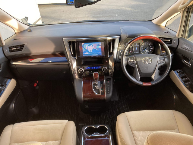 トヨタ アルファード ２．５ Ｇ ４ＷＤ H27年 (四国) 99