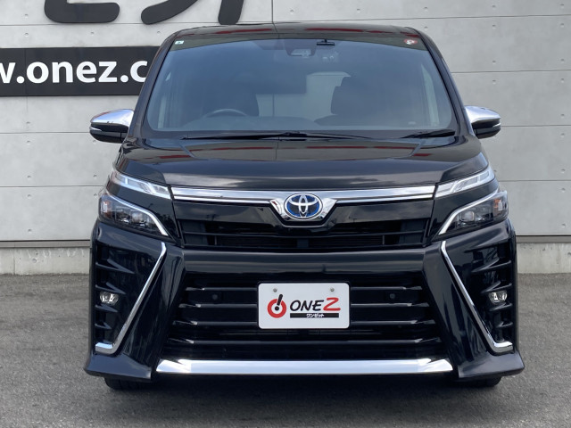トヨタ ヴォクシー １．８ ハイブリッド ＺＳ 煌ＩＩＩ R3年 (四国) 99
