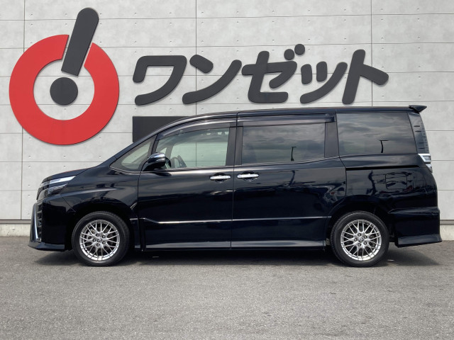 トヨタ ヴォクシー １．８ ハイブリッド ＺＳ 煌ＩＩＩ R3年 (四国) 99