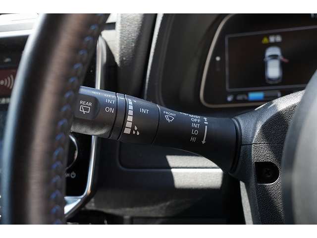 日産 リーフ Ｘ　Ｖセレクション R3年 (関東) 99