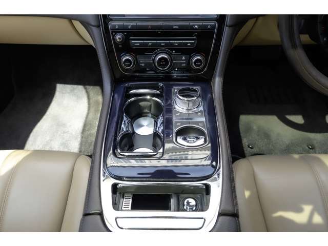 ジャガー ＸＪ ＸＪ ラグジュアリー H23年 (北海道) 99