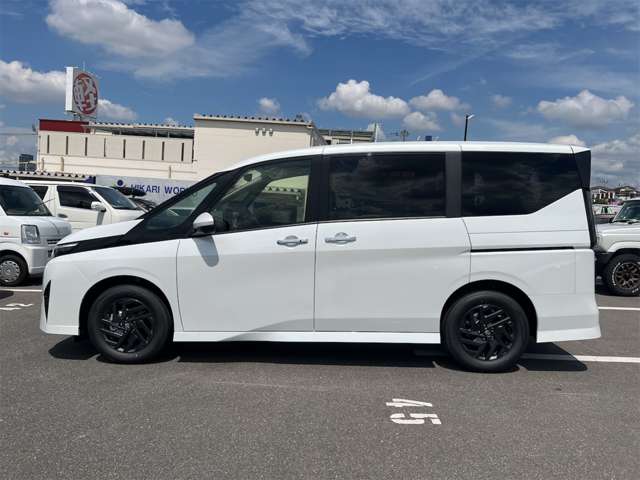 日産 セレナ ２．０ ハイウェイスターＶ R8年 (近畿) 99