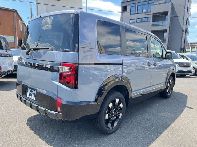 三菱 デリカ　Ｄ：５ ２．２ Ｐ ディーゼルターボ ４ＷＤ R8年 (近畿) 99