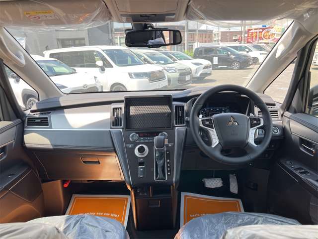 三菱 デリカ　Ｄ：５ ２．２ Ｐ ディーゼルターボ ４ＷＤ R8年 (近畿) 99
