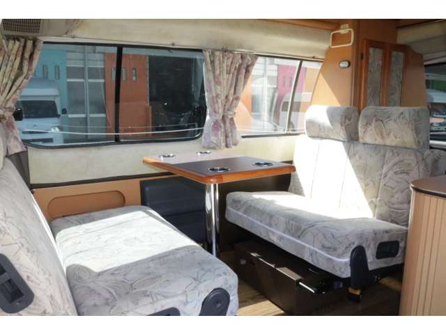 トヨタ グランドハイエース ナッツＲＶ H14年 (中国) 99