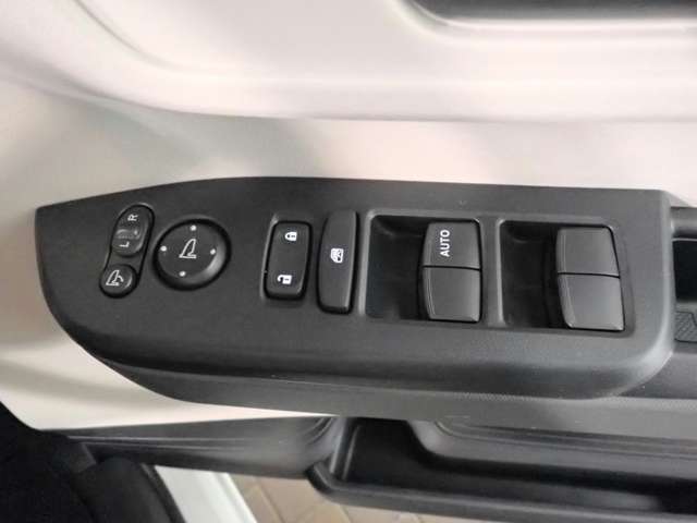 ホンダ Ｎ　ＢＯＸ ６６０ R7年 (近畿) 99