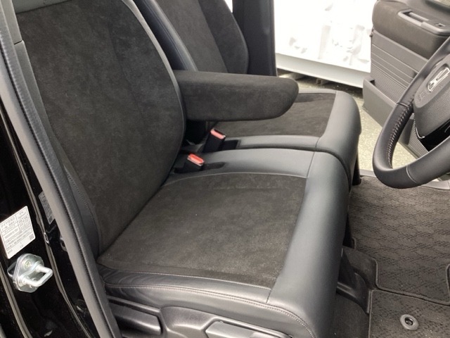 ホンダ Ｎ　ＢＯＸ カスタム ６６０ ターボ R7年 (近畿) 99