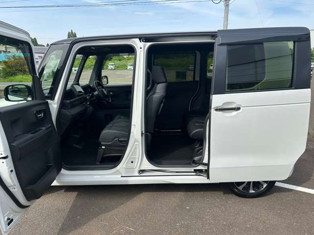 ホンダ Ｎ　ＢＯＸ カスタム ６６０ コーディネートスタイル ２トーン R7年 (九州・沖縄) 99