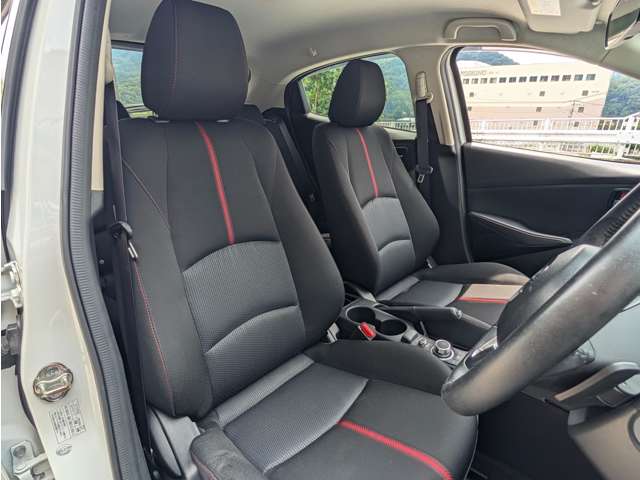 マツダ デミオ １．５ ＸＤ ツーリング ディーゼルターボ ４ＷＤ H28年 (関東) 99