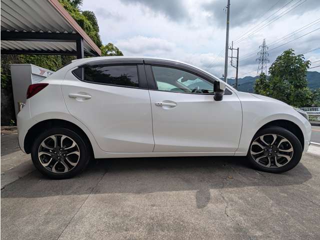 マツダ デミオ １．５ ＸＤ ツーリング ディーゼルターボ ４ＷＤ H28年 (関東) 99