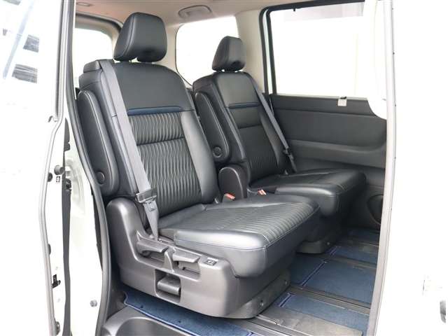 日産 セレナ １．４ Ｅ－ＰＯＷＥＲ ＡＵＴＥＣＨ R5年 (関東) 99