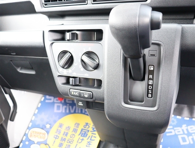 ダイハツ ハイゼットカーゴ ６６０ デラックス R8年 (関東) 99