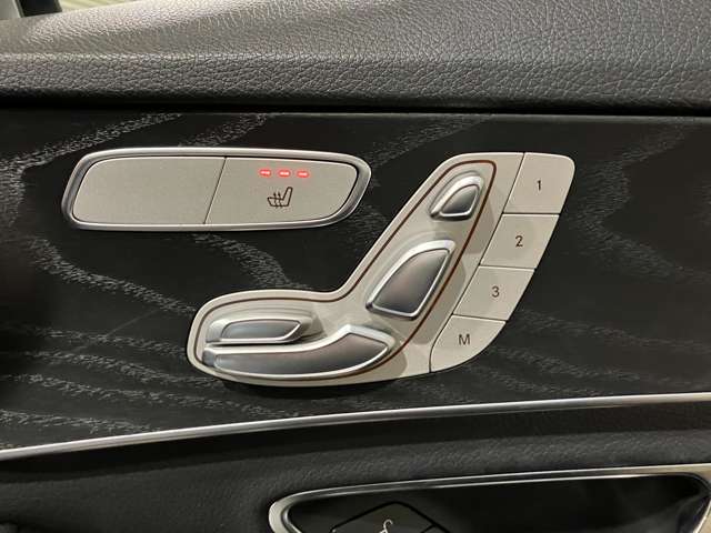 メルセデスベンツ Ｃクラスワゴン Ｃ２２０Ｄ ローレウス エディション ディーゼルターボ R1年 (関東) 99