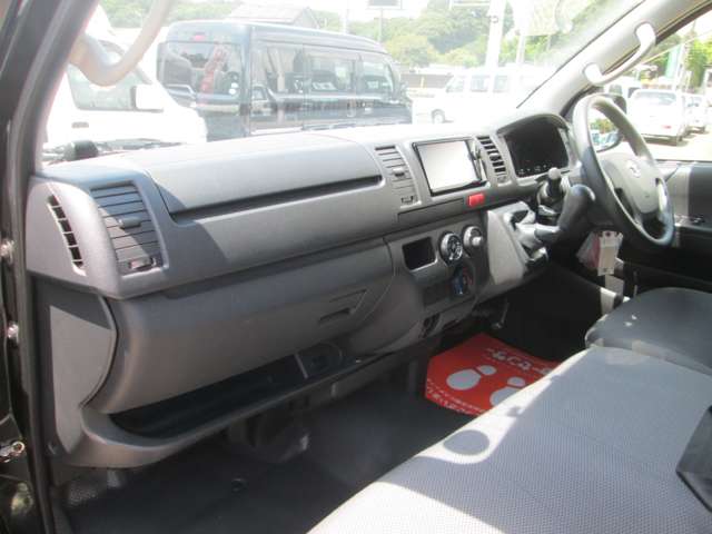 トヨタ ハイエースバン ２．０ ＤＸ ロング ＧＬパッケージ H28年 (関東) 99