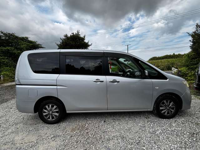 日産 セレナ ２．０ ２０Ｘ H23年 (関東) 99