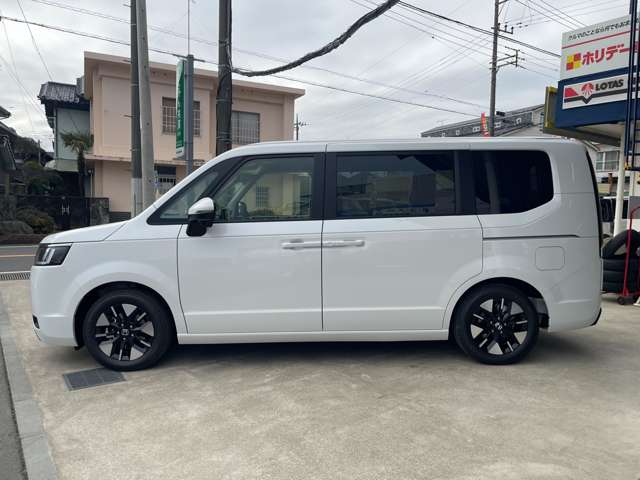 ホンダ ステップワゴン　ハイブリッド ２．０ Ｅ：ＨＥＶ エアー ＥＸ R8年 (関東) 99