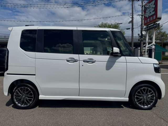ホンダ Ｎ　ＢＯＸ カスタム ６６０ ターボ ４ＷＤ R8年 (甲信越・北陸) 99